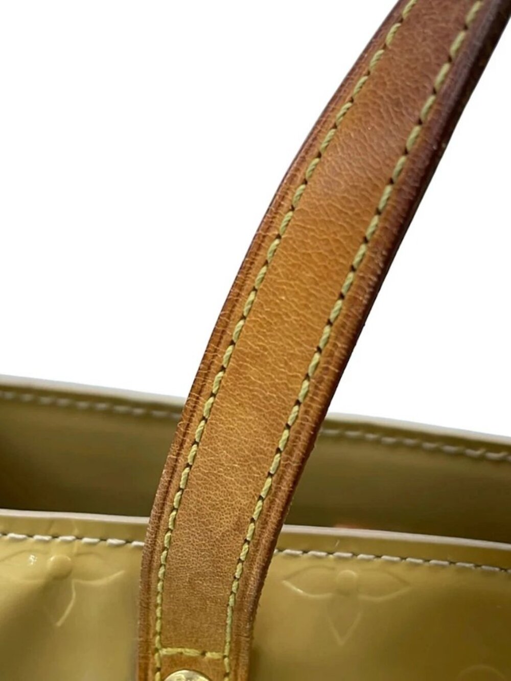LOUIS VUITTON Reade PM M91144 Soft Beige Monogram Vernis MI0082 Handbag - Picture 12 of 16